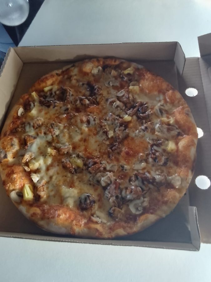 BBQ Chicken pizza