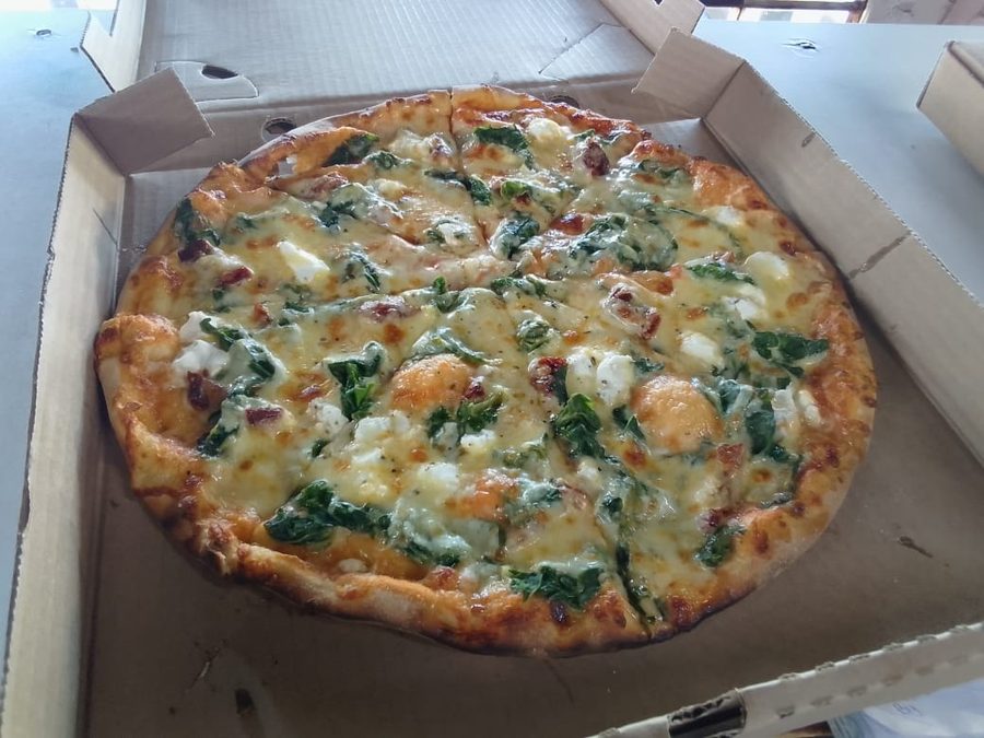 Tricolore pizza